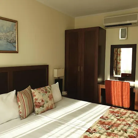 Black Sea 4 * Поморие